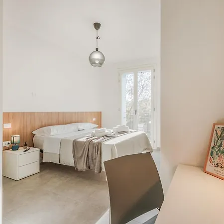Bellaria Palace - In The Hearth Of Motor Valley By Movebnb Lägenhet *
