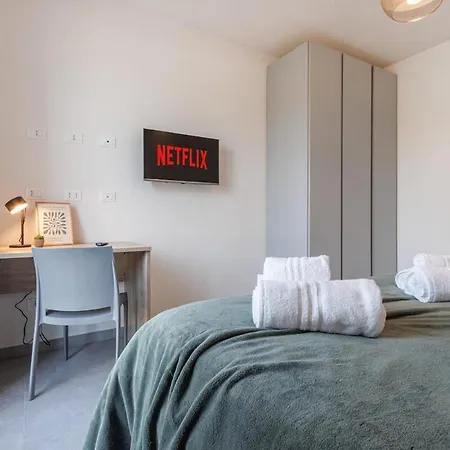 Apartman Bellaria Palace - In The Hearth Of Motor Valley By Movebnb *