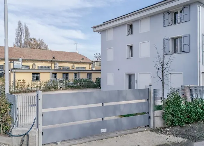 Bellaria Palace - In The Hearth Of Motor Valley By Movebnb Apartment Modena